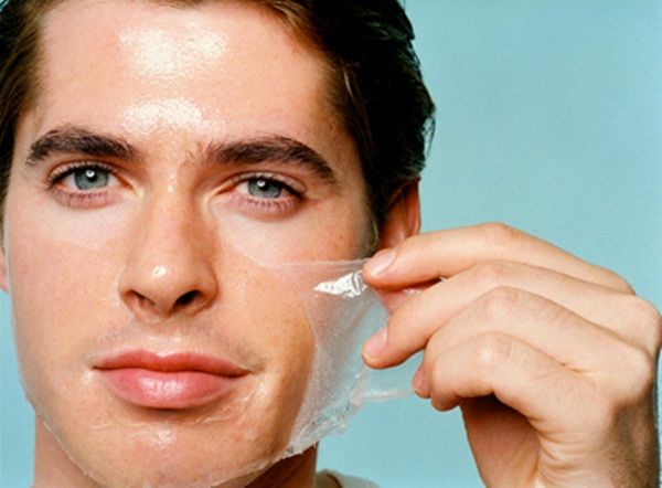 Thường xuyên tẩy da chết sẽ giúp nam giới sở hữu làn da sạch mịn.