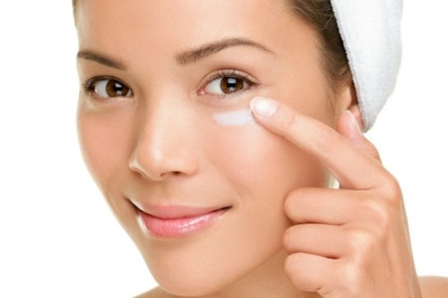 Chăm sóc vùng da mắt chính là bí quyết để có được làn da đẹp