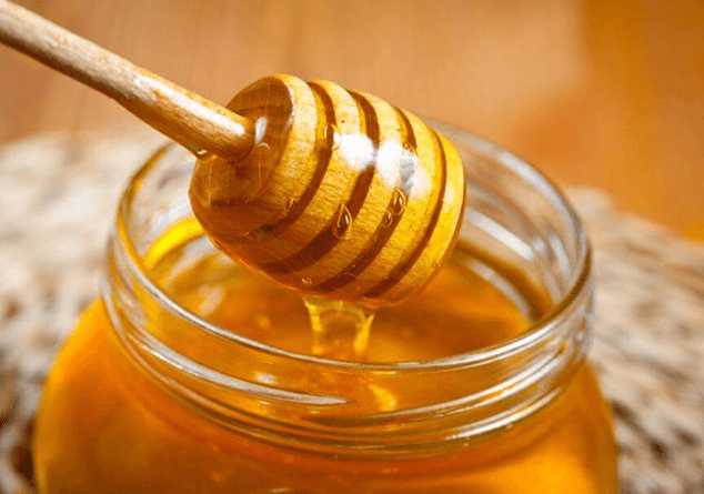 Cách làm hết mụn cấp tốc bằng mật ong