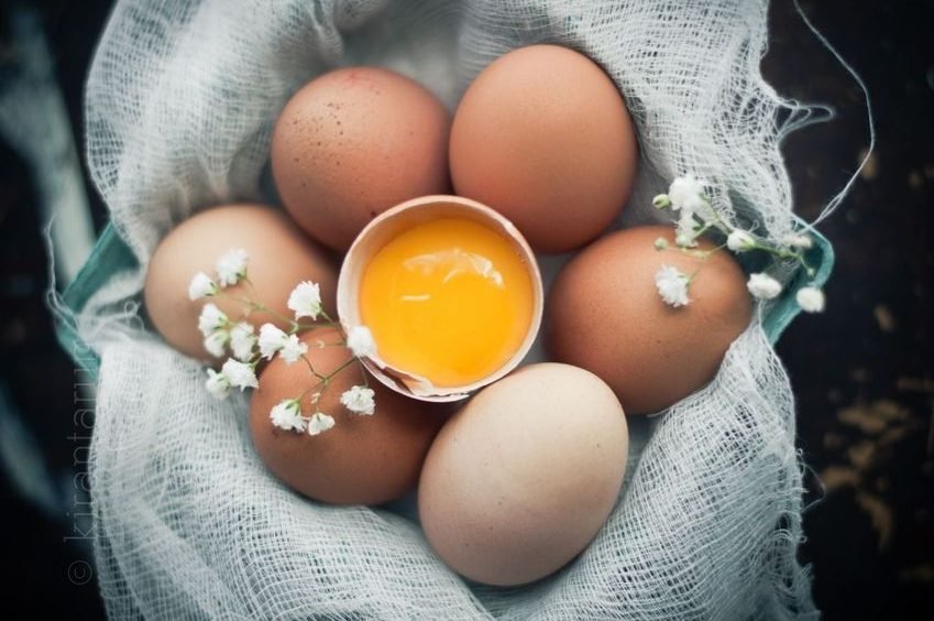Cách làm trắng da bằng trứng gà cực đơn giản