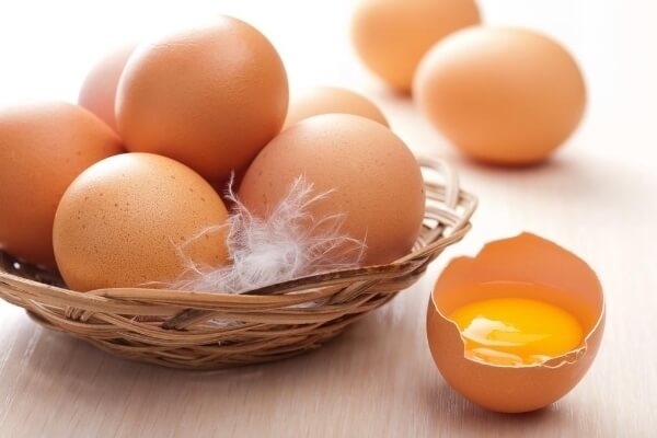 Trứng gà có nhiều dưỡng chất giúp cải thiện hoạt động não bộ tốt hơn.
