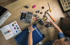 Cách kiểm tra vali cũ để đảm bảo an toàn cho những chuyến đi